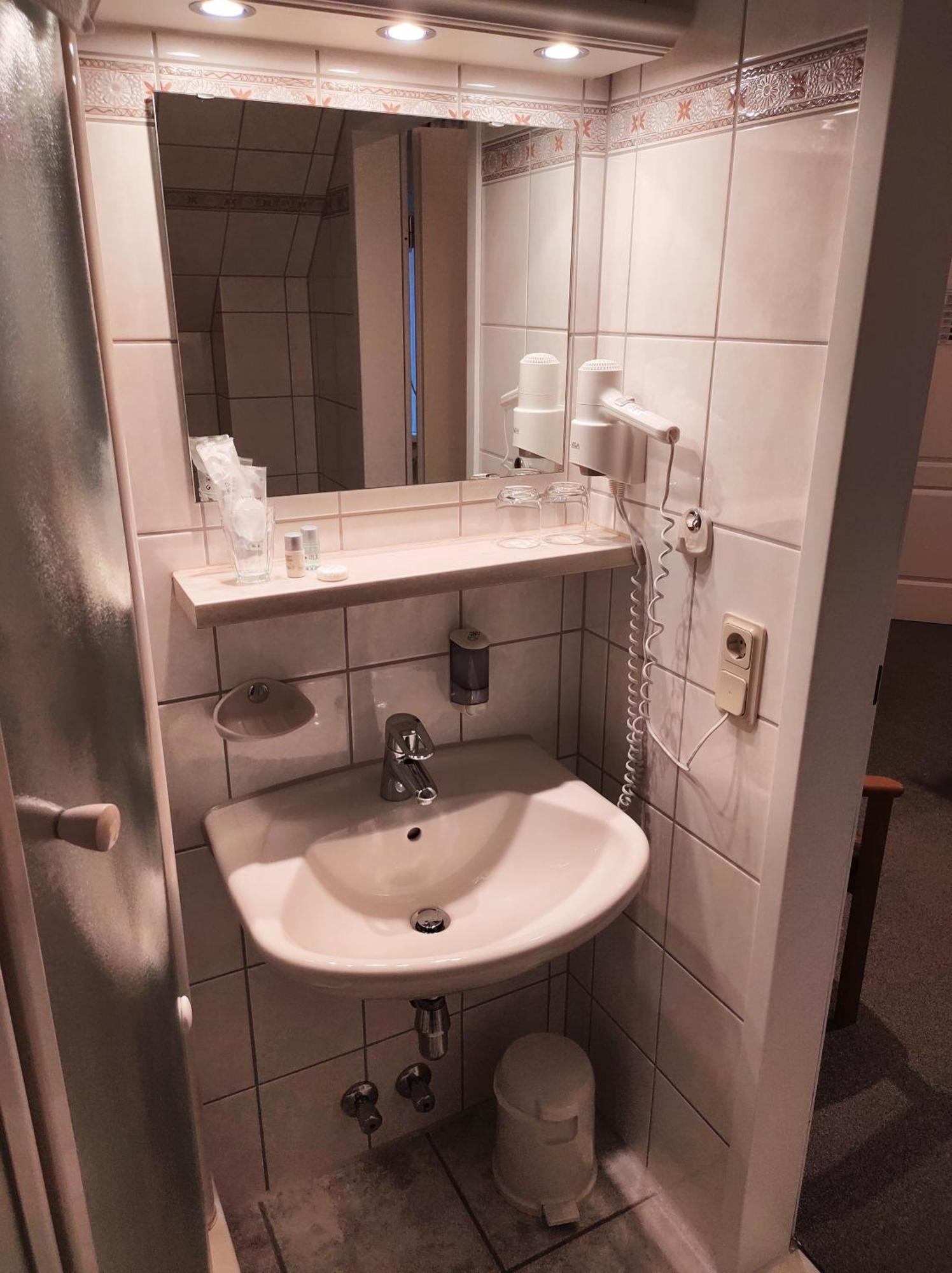Hotel Weinhof Gross Mackenstedt Stuhr Kamer foto
