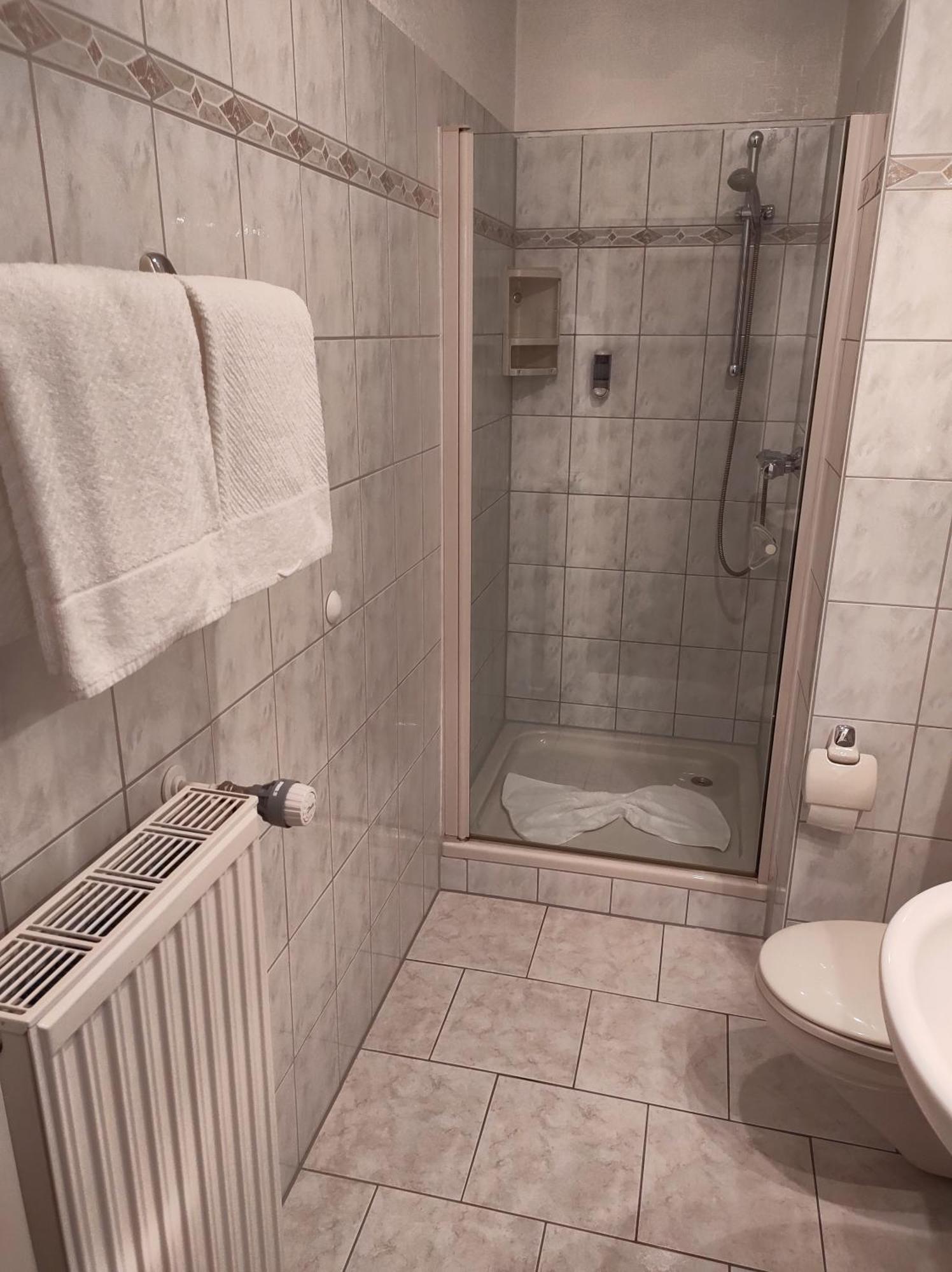 Hotel Weinhof Gross Mackenstedt Stuhr Kamer foto